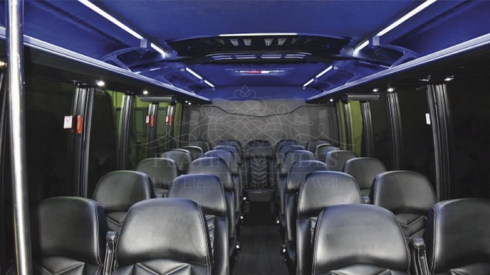 23-Pass.-Mini-Coach-Black-Interior-01