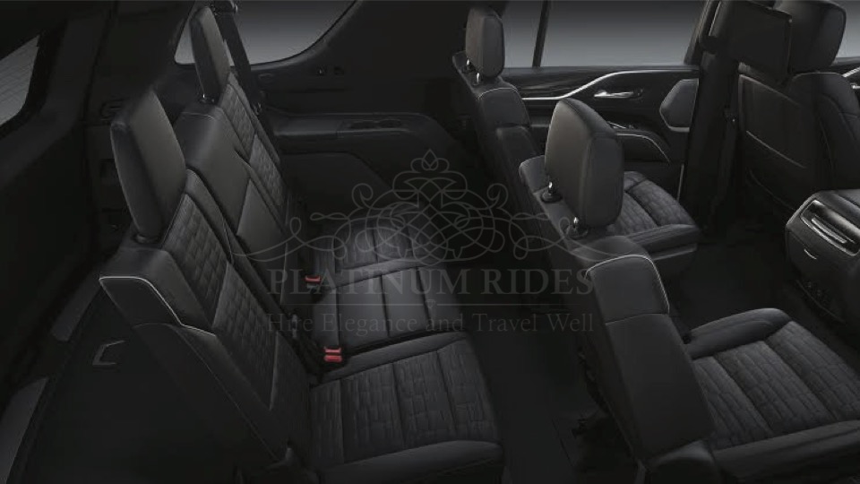 Cadillac-Escalade-Interior-02