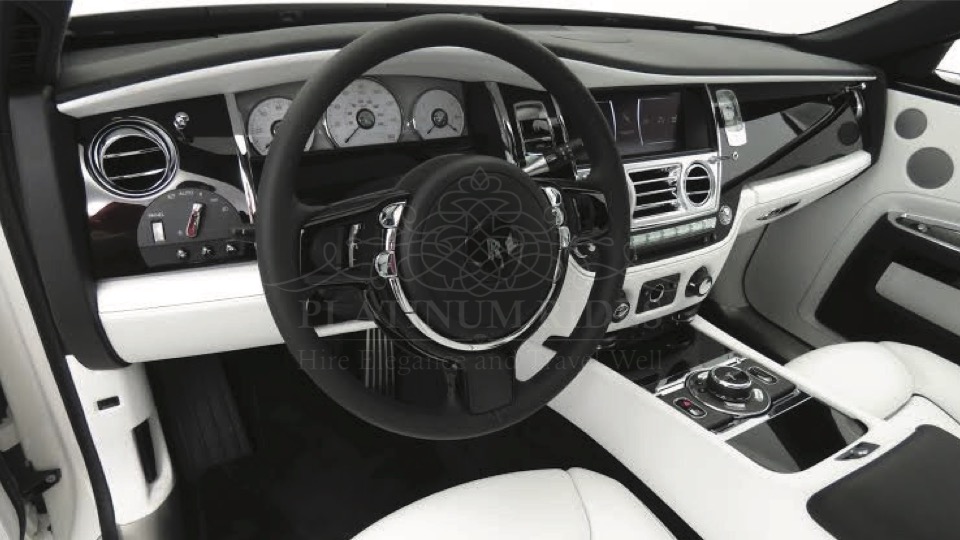 Rolls-Royce-Ghost-Interior-01