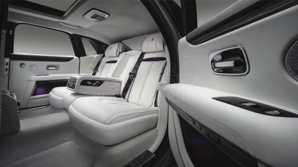 Rolls-Royce-Ghost-Interior-02