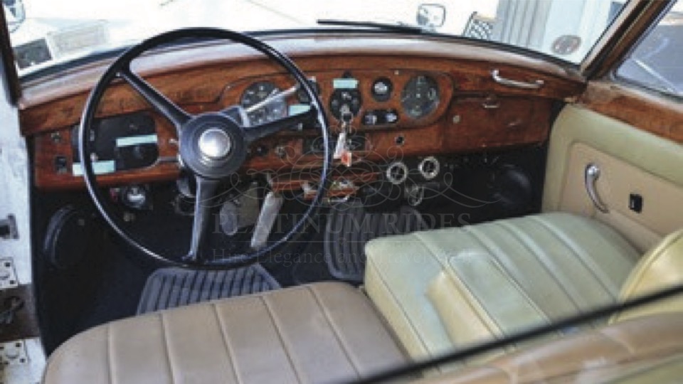 Rolls-Royce-Vintage-Interior-01
